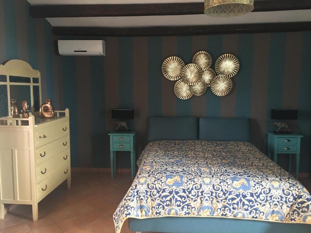 La Stanza Delle Muse In Villa Con Piscina Fontane Bianche Exterior foto